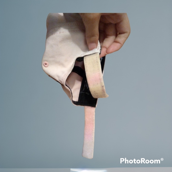 Pale pink Star wars hat - Picture 2 of 3